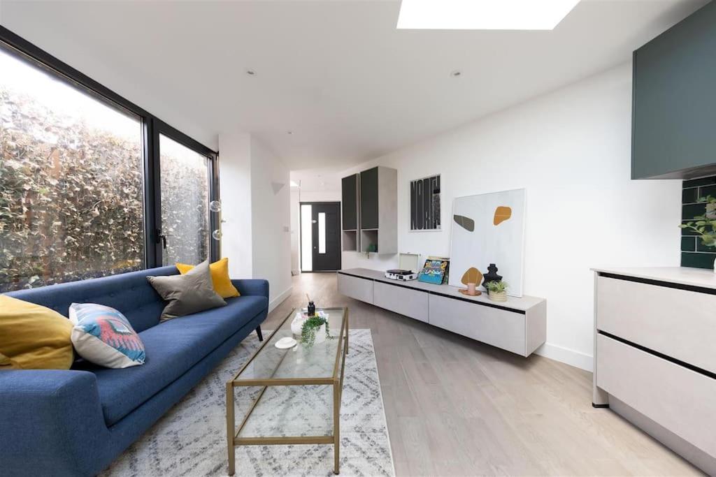 Cozy Leyton House With Garden And Small Terrace London Exterior photo