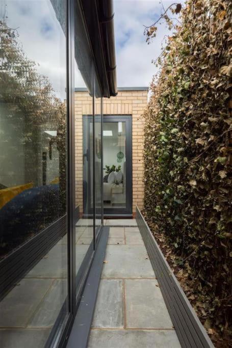 Cozy Leyton House With Garden And Small Terrace London Exterior photo